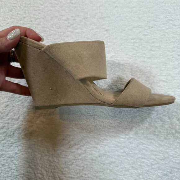 Lulus Biava Natural Suede Wedge Sandals womens size 9 nude - Picture 4 of 8